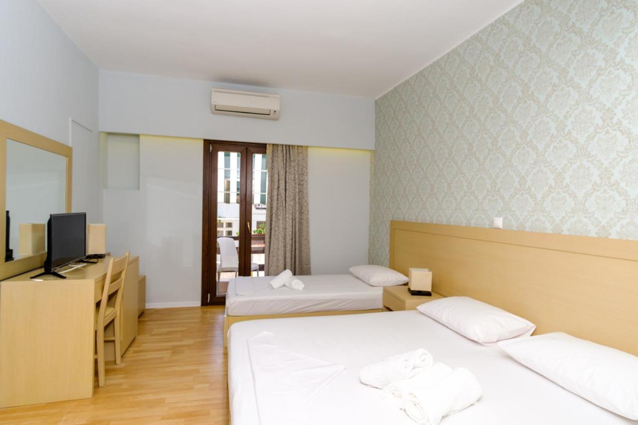 Aphrodite Hotel Syros Kini Exterior photo