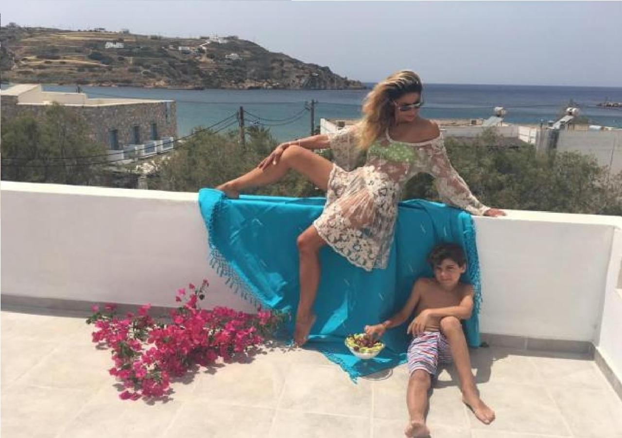Aphrodite Hotel Syros Kini Exterior photo